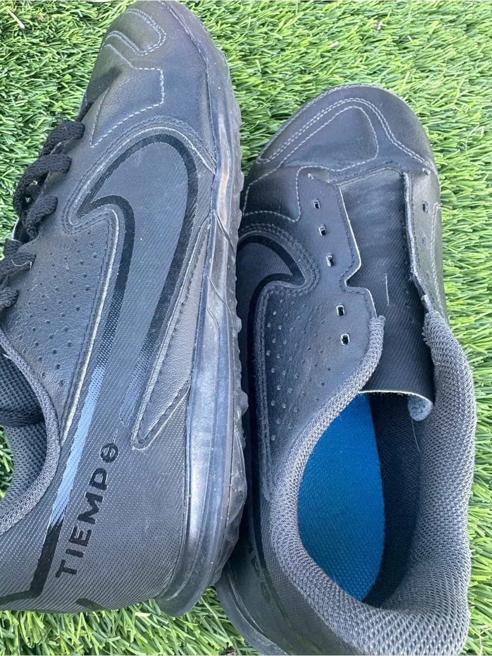 Nike Tiempo Turf Shoes  3.5Y